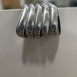 Nickent/tommy Armour Golf Clubs