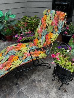 Restored Vintage Wrought Iron Dogwood Chaise Lounge Chair