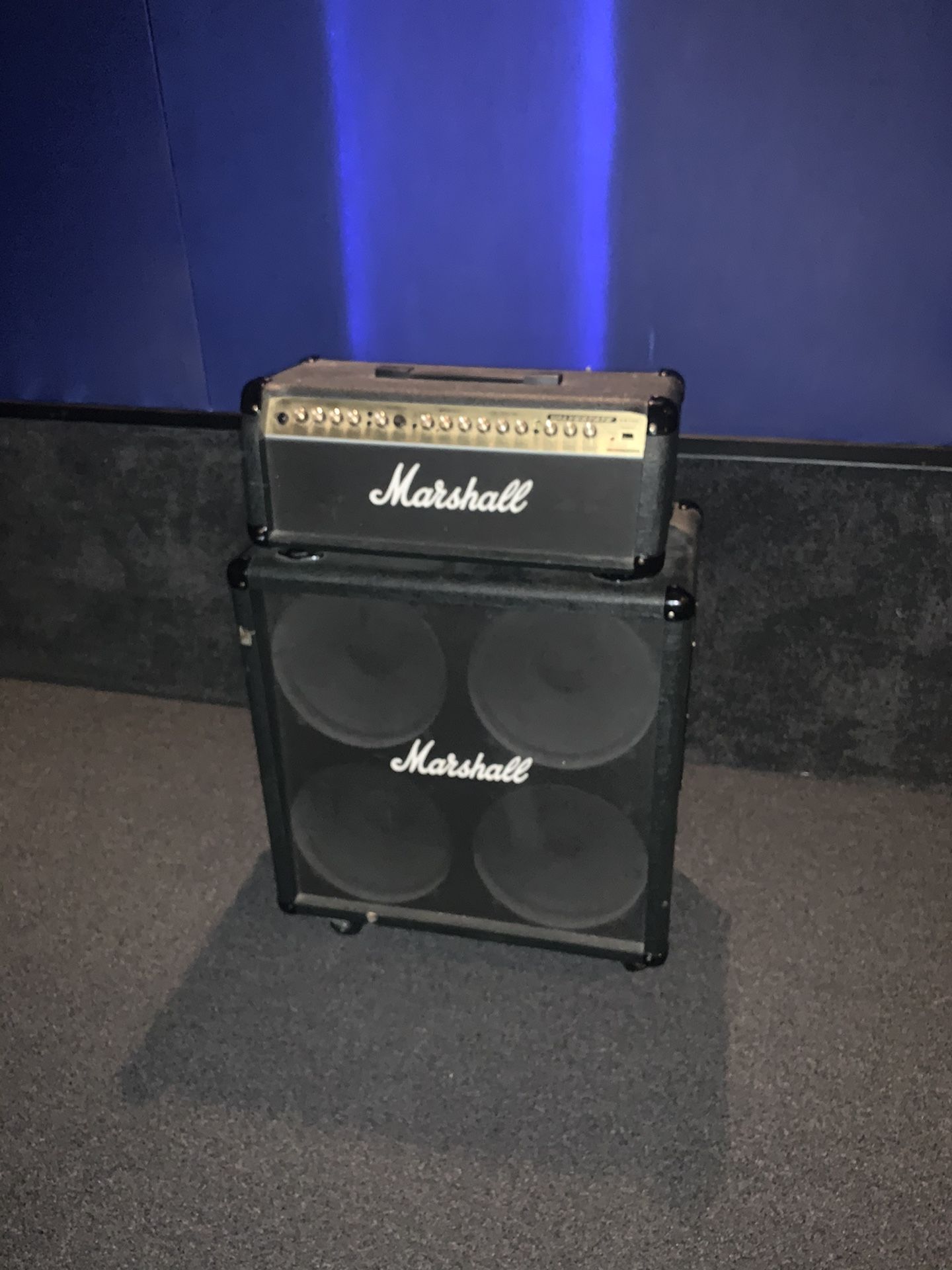 Marshall Half Stack Guitar Amplifier Sounds Great