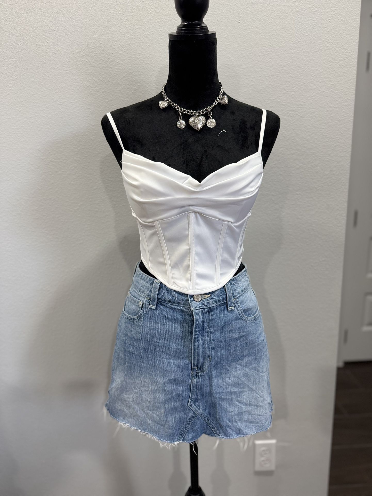 Fashion Nova White Corset Size s $10
