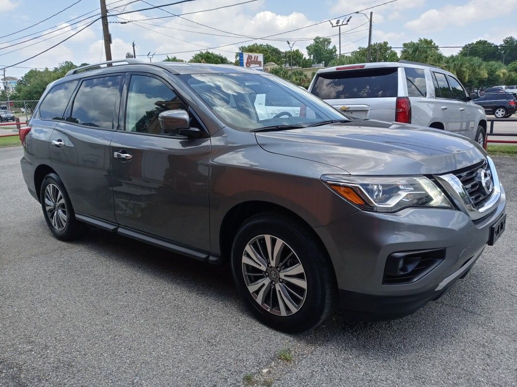2019 Nissan Pathfinder