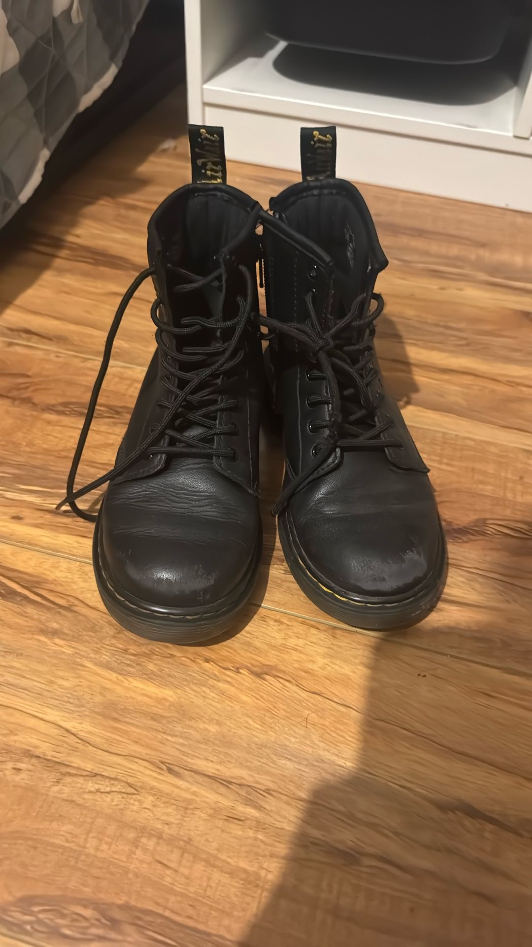 Dr Marten Boots Size 2 