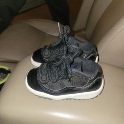 Concord Lowtop 11s US6C