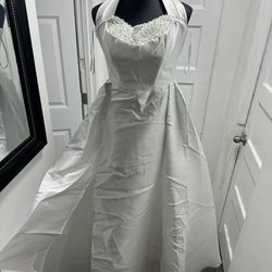Wedding dress