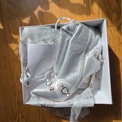 Silver Boot