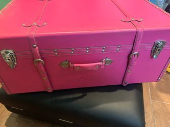 Large suit case
