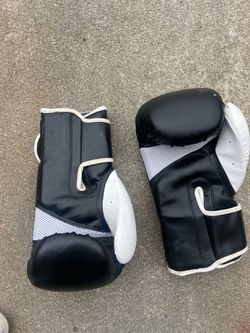Boxing gloves