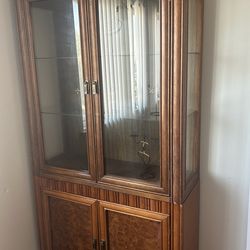 Vintage Curio W
