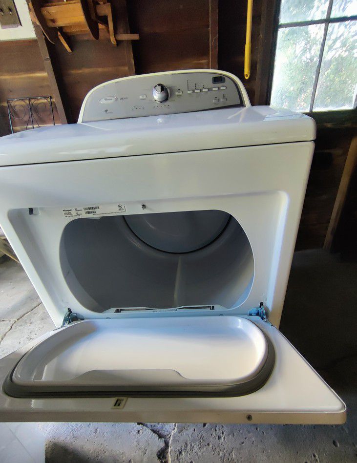 Whirlpool Electric Washer And dryer