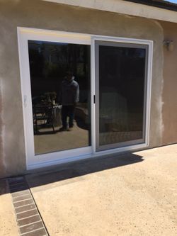 Hi I'm have for sale this New construction slider glass door brand new. This is a French Rail make by Milgard whit lowE argon gas dual panel . Upgr