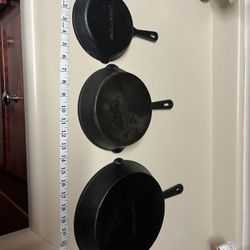 Utopia Kitchen Cast Iron Skillet Set (3 pcs) – 6”, 8”, 10”