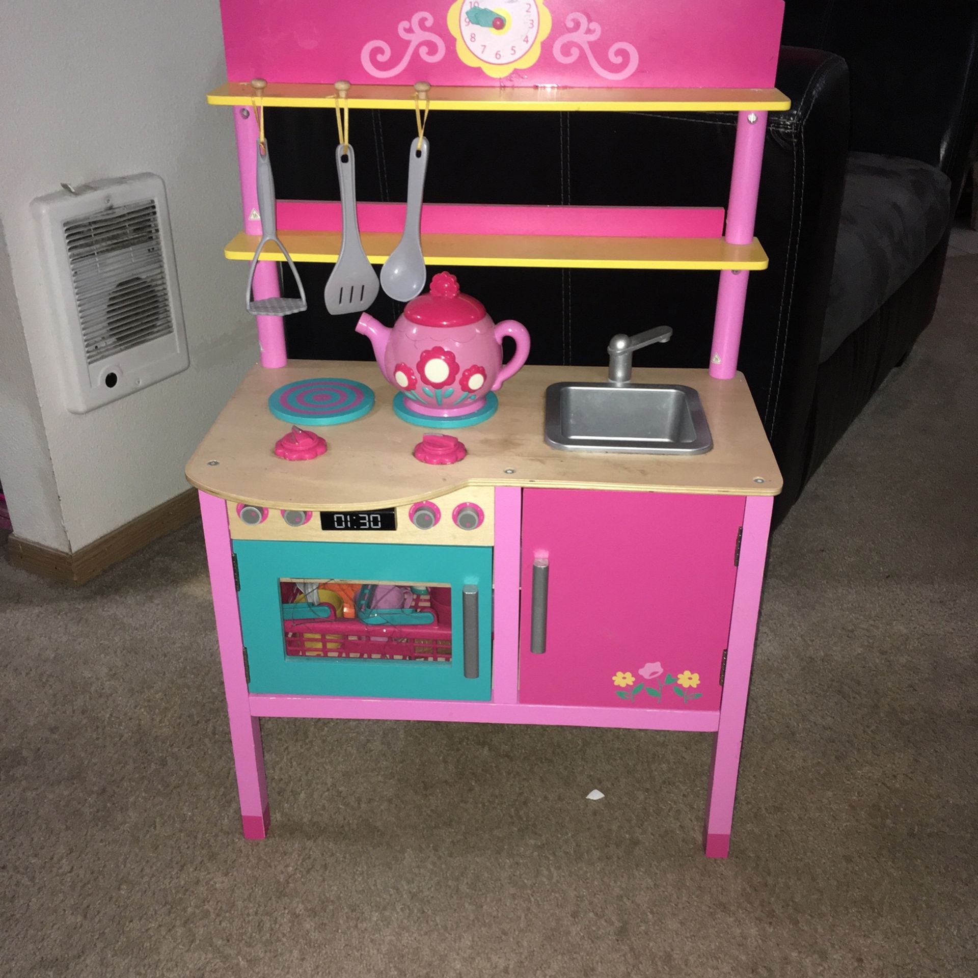 Kids Play Kitchen