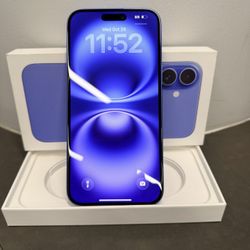 IPhone 16  Plus. 128 GB,  Pristine Condition. (AT&T Or Cricket) .  Hablo Espanol.