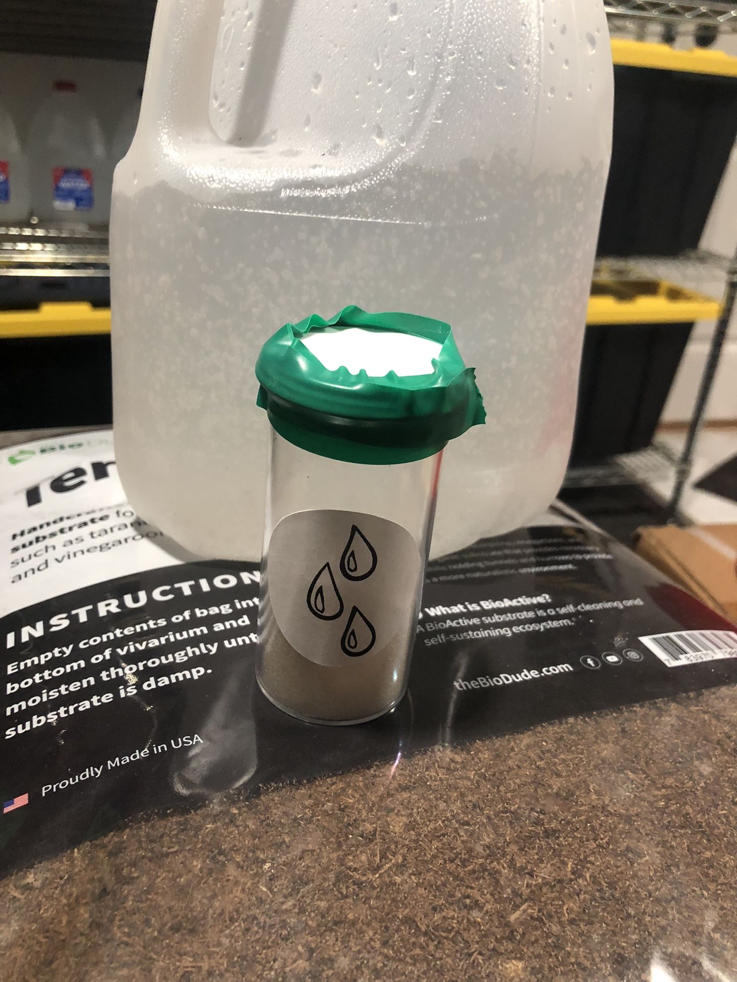 Insect Hydro Crystals