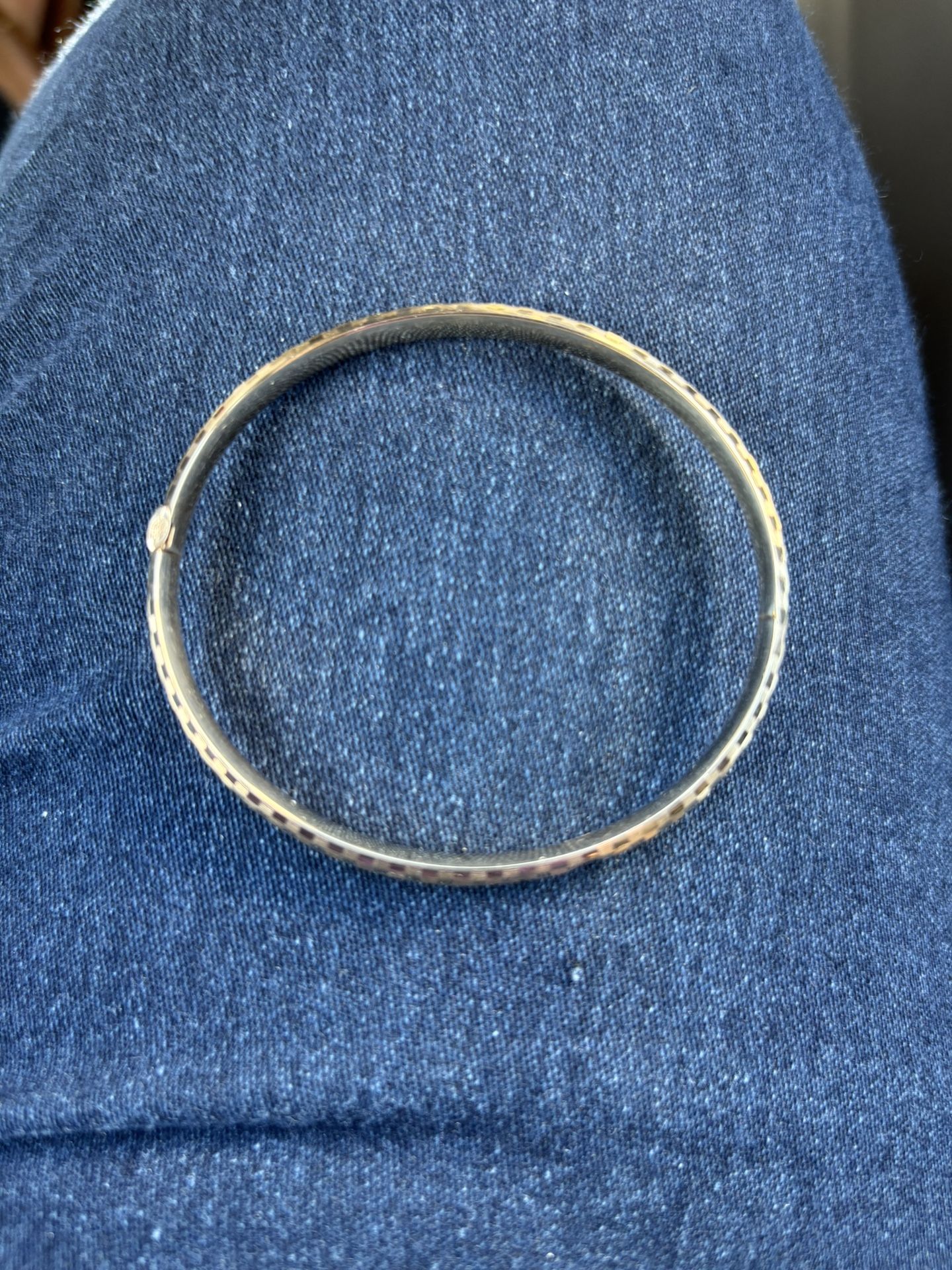 14K Bangle Bracelet