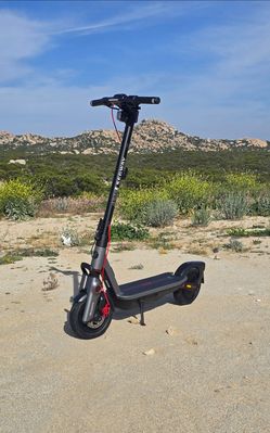 SEGWAY - F3‼️ Electric Scooter, w/ 44 miles Max Range‼️ & 20 mph Max Speed‼️
