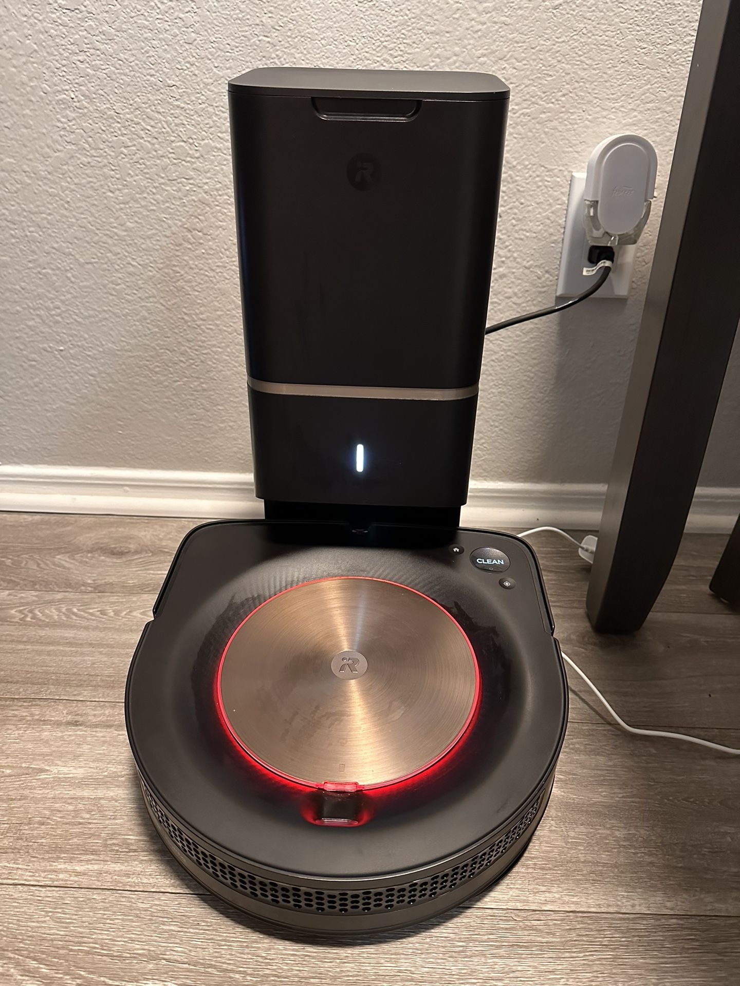 I-Robot S9+