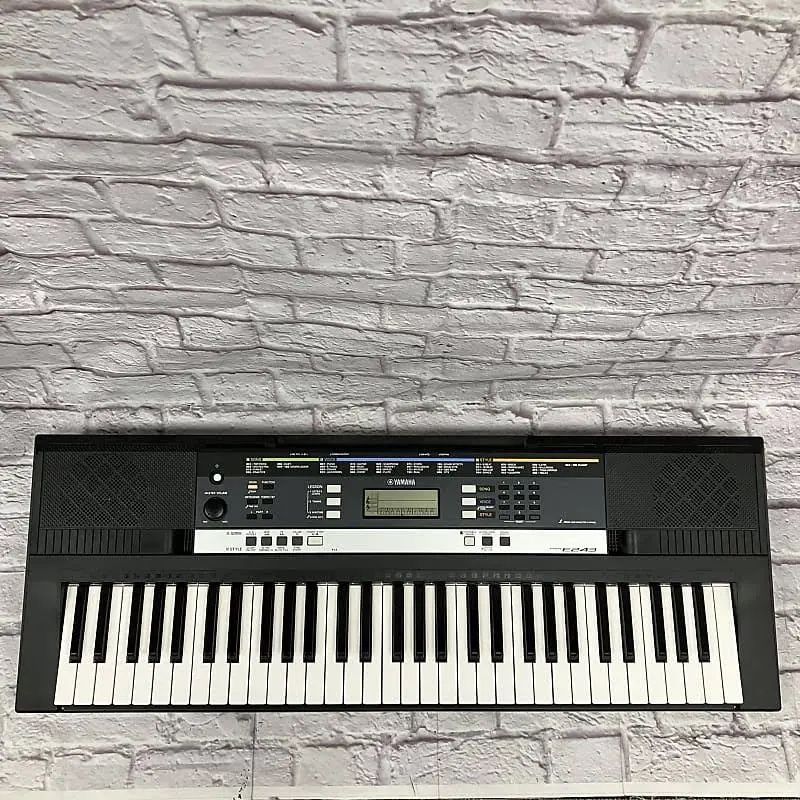 Yamaha PSR-E243 61-Key Portable Keyboard E Piano