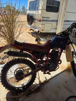 Yamaha mono cross