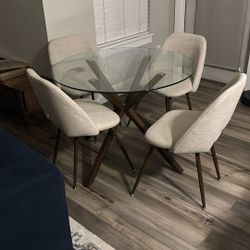 Dining table set for 4