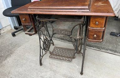 Singer treadle Base No Machine 
