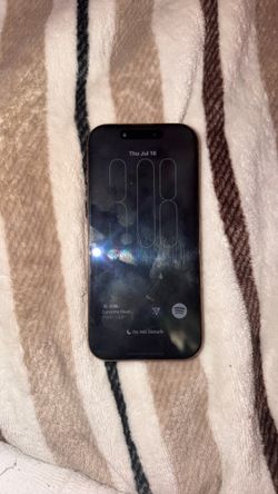 iPhone 16