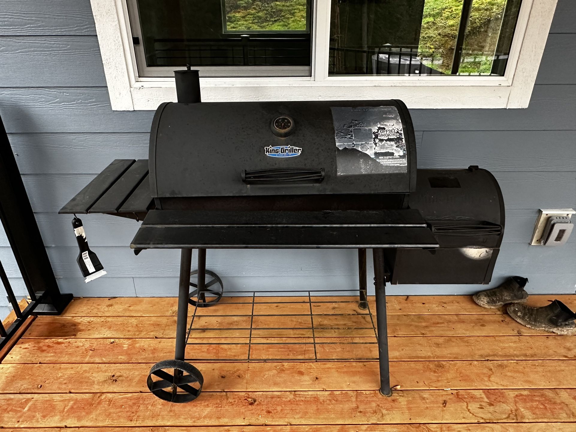 BBQ Smoker