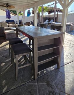Dining table with 4 chairs