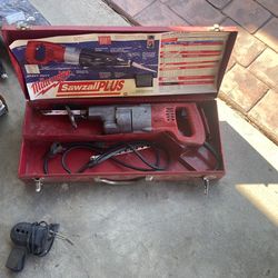 Milwaukee Saw  $40 Obo