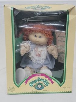 1985 Cabbage Patch Doll NEW IN BOX Emelyne Gladys