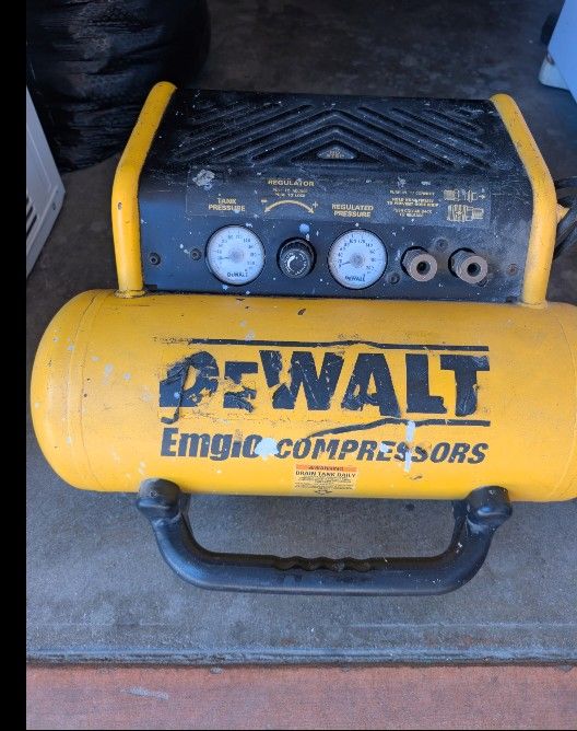 DeWalt Air Compressor