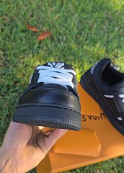 Mens sneaker size 8,9