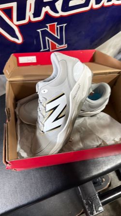 New Balance Fresh Foam Baseball Cleats