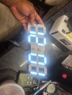 Digital clock