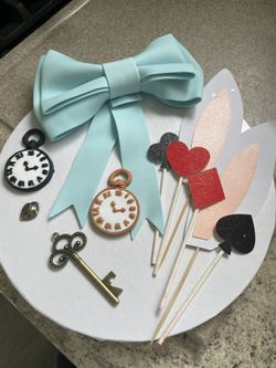 Alice In Wonderland Cake Decorations