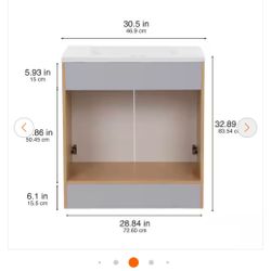 31’ Vanity New In Box No Tax Only $175 Facet $75  Total $250 Total If You Interested Massage Me This New  No Tax We Locate In Hesperia 