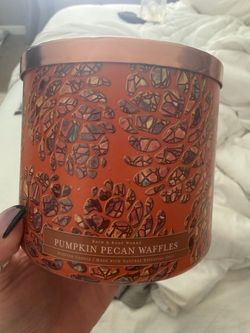 Bath & Body Works Pumpkin Pecan Waffles Candle