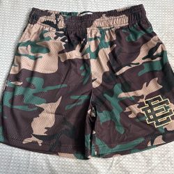 Eric Emanuel Green Digital Camo Size M Mesh Shorts