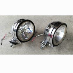 Two 6 Inch Round Off Road Spot Lights With Led Bulbs 