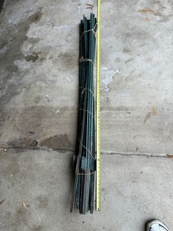Metal Studded T Posts - Used