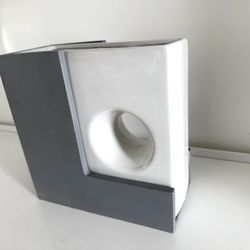 House And Home New York Abstract Flower Vase 