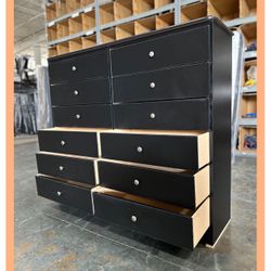 Dresser / Twelve drawers dresser
