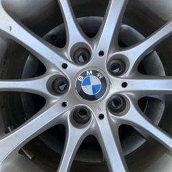 BMW 17 Inch 4 Rims. $175