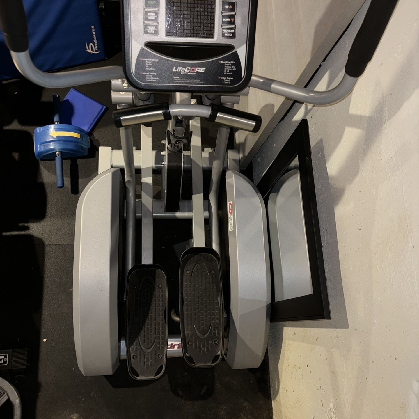 Lifecore elliptical cd400 new arrivals