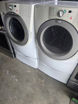 Whirlpool Washer And Dryer Gas $550