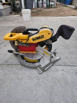 DeWalt Miter Saw 12