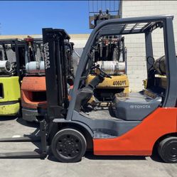 Forklift Toyota 5000 Lb