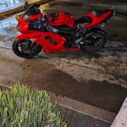 06 Honda CBR  $1000