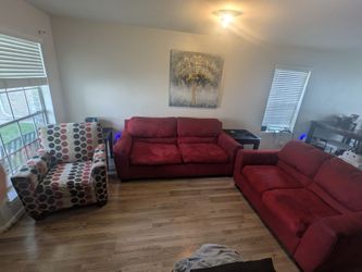 Couch set