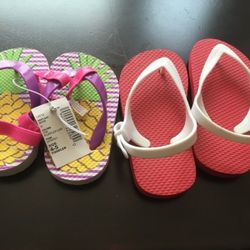 Size 4 and size 7 sandals babies